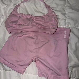 DFYNE Impact shorts + sports bra